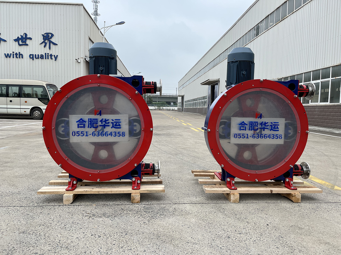 華運機械兩臺高壓定制軟管泵成功進軍鋰電市場，展現(xiàn)中國智造硬核實力